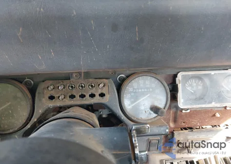 1990 Jeep Wrangler / Yj Laredo z USA, uszkodzony, nr VIN 2J4FY59T4LJ539608